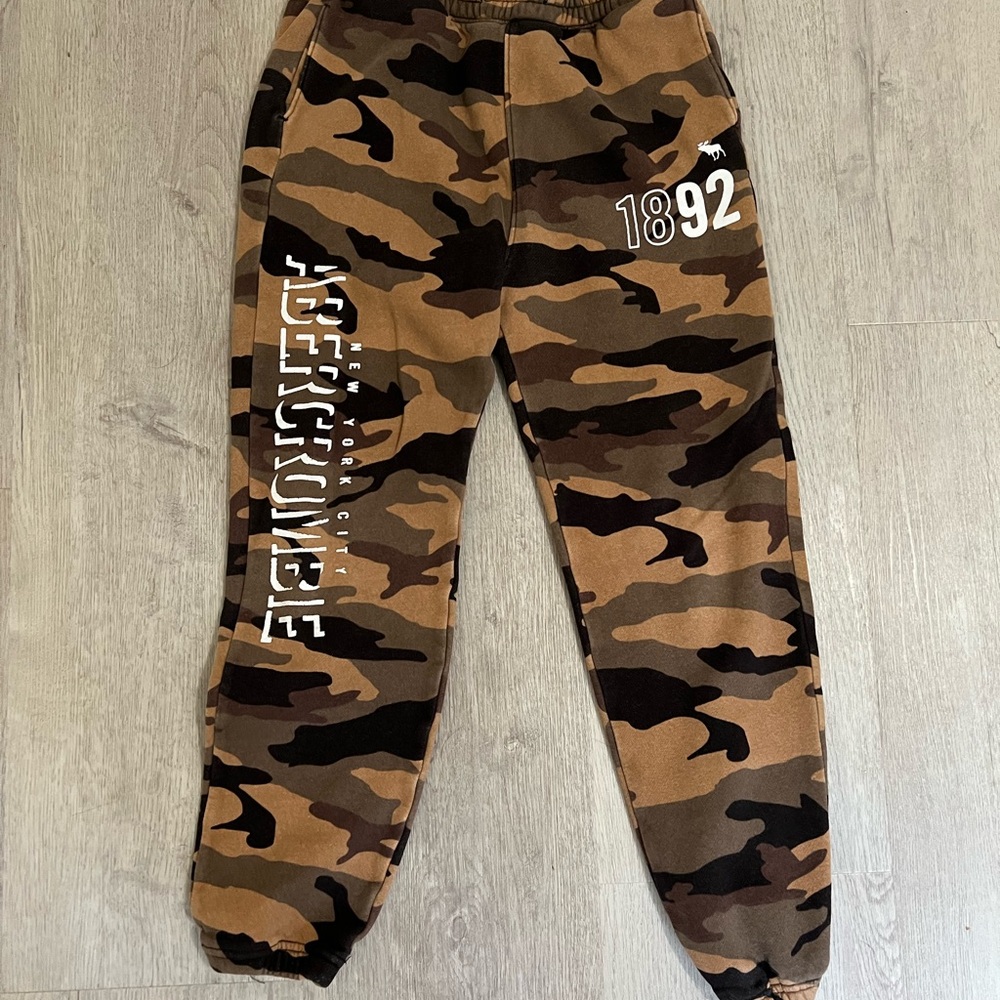 Abercrombie Kids Brown and Black Camo Joggers